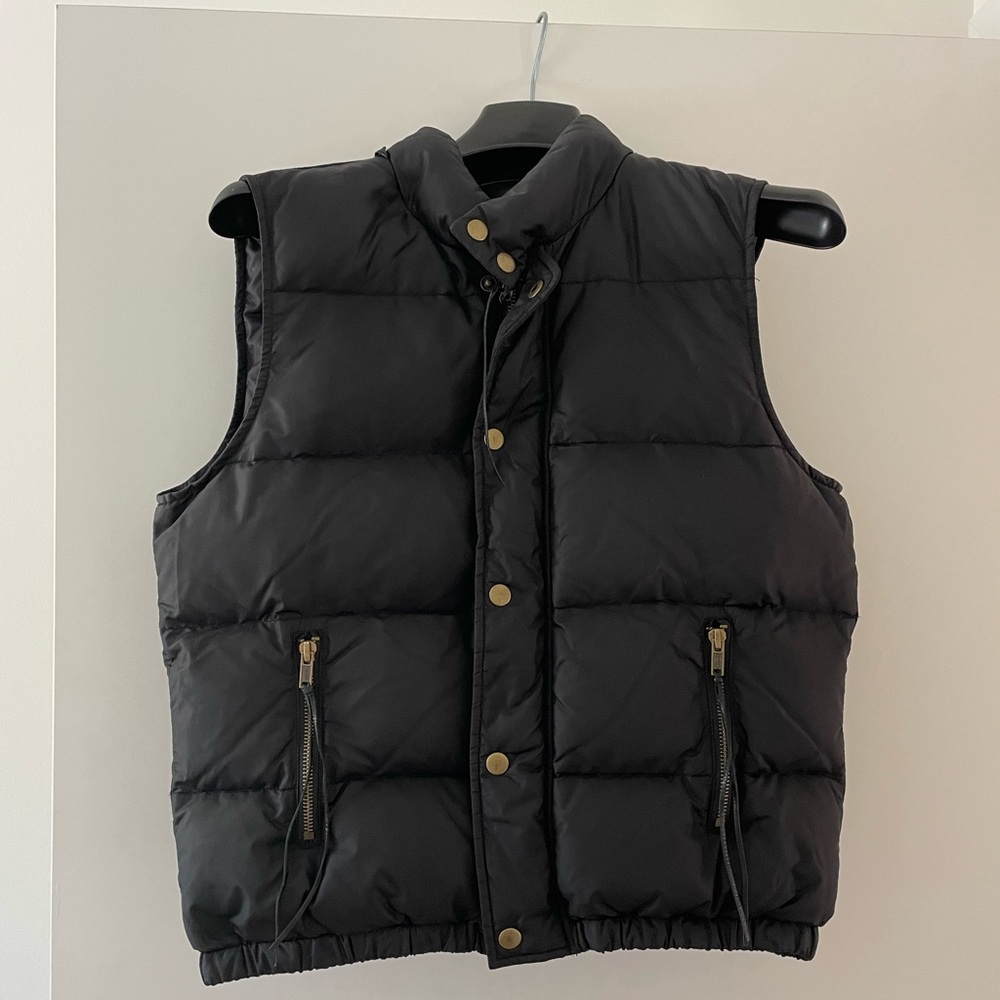 Generra Black Down Puffer Vest
